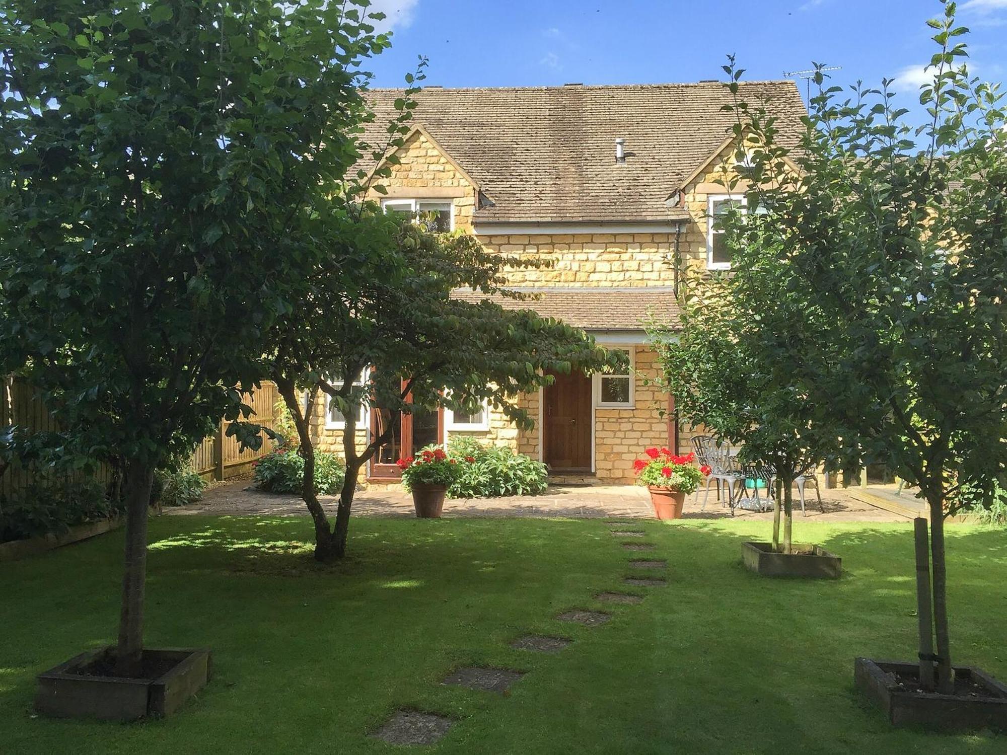 Russet Cottage Moreton-in-Marsh Экстерьер фото